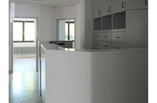 Büro zu mieten in 73340 Amstetten, REMAX - Barrierefreie Praxis- oder Büroräume in zentraler Lage