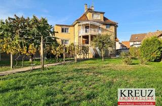 Villa kaufen in 64560 Riedstadt, Sanierungsbedürftige imposante Villa mit Potential und Baugrundstück