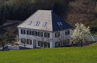 Haus kaufen in Dorfstrasse 14, 79215 Biederbach, Altes Schulhaus - charaktervoll und einmalig - NEU - nur 20 Autominuten von Freiburg entfernt