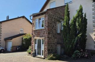 Wohnung kaufen in 76889 Steinfeld, Stilvolle 4-Zimmer-Maisonette-Wohnung mit Balkon in Steinfeld