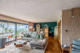 Reihenhaus kaufen in 58762 Altena, Traumhafte Aussicht und viel Platz zur Entfaltung! Teilmodernisiertes Reihenhaus in Altena-Dahle