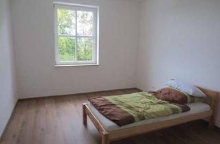 Wohnung mieten in 84051 Essenbach, Neubau Ausbau des Dachgeschosses 2-Zimmer DG-Wohnung mit Gartenanteil Whg. CO2