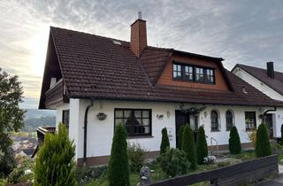 Haus kaufen in Am Hofacker, 97708 Bad Bocklet, Großes Wohnhaus mit Blick über das Saaletal in ruhiger Wohnlage von Bad Bocklet