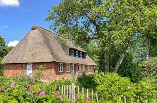 Haus kaufen in 25853 Bohmstedt, Romantische Reetdachkate zwischen den Meeren