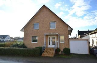 Einfamilienhaus kaufen in Wiesenweg, 37627 Deensen, Einfamilienhaus mit Garage in 37627 Deensen