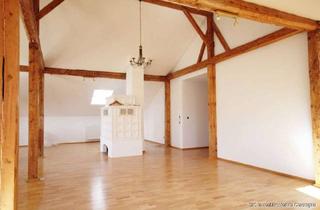 Wohnung kaufen in 83317 Teisendorf, Hausanteil/große Wohnung in ehemaligem Gutshof!Ca. 300 m² Wohnfläche auf zwei Ebenen mit gr. Garte