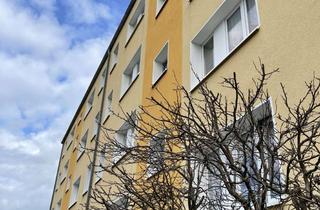 Wohnung mieten in Theodor-Müller-Str. 19, 39646 Oebisfelde, Moderne 2-Raum-Wohnung mit schönem Balkon, TM19 3.OGL
