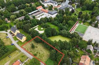 Grundstück zu kaufen in Thomas-Müntzer-Weg, 08451 Crimmitschau, ohne Maklercourtage: Baugrundstück direkt am Schloss Blankenhain, mit Baugenehmigung