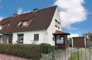 Doppelhaushälfte kaufen in 23738 Lensahn, Doppelhaushälfte mit Garage und Teilkeller