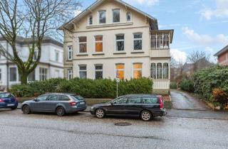 Wohnung kaufen in 25524 Itzehoe, Altbau-Eigentumswohnung in Top-Lage von Itzehoe im ersten Obergeschoss!