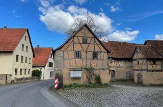 Einfamilienhaus kaufen in 97640 Oberstreu, Oberstreu - Großes Haus für Wohnen (und Arbeiten)