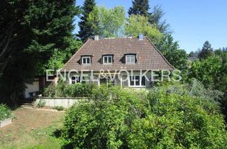 Villa kaufen in 72076 Tübingen, Zauberhafte Stadtvilla mit viel Charme in bester Lage • Garage und Garten