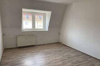 Wohnung mieten in Pienestraße 18, 39387 Oschersleben, Dachgeschosswohnung mitten im Zentrum