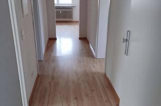 Wohnung mieten in 79541 Lörrach, Neu renovierte 3-Zimmer-DG-Wohnung in Lörrach-Hauingen