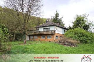 Haus kaufen in 91355 Hiltpoltstein, "Dornröschenschlaf": Großer Bungalow mit Sanierungsbedarf in ruhiger Lage von Hiltpoltstein