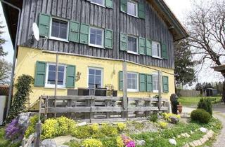 Bauernhaus kaufen in 88145 Hergatz, Traumhaft schöne Bauernhof-Hälfte mit herrlicher Fernsicht!