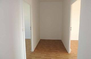 Wohnung mieten in Goethestraße 12, 08107 Kirchberg, 3-Zimmer-Wohnung mit BALKON im Dachgeschoss zu vermieten!