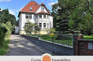 Villa kaufen in Wünsdorfer Seestraße 40, 15806 Zossen, Villa mit drei Wohnungen am Wünsdorfer See