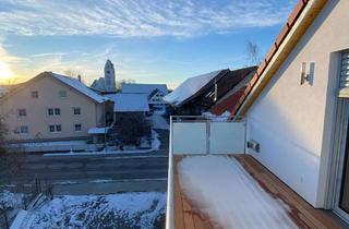 Wohnung mieten in Amberger Straße, 86879 Wiedergeltingen, Erstbezug mit Balkon: Stilvolle 4-Zimmer-Dachgeschosswohnung mit geh. Innenausstattung