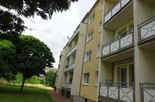 Wohnung mieten in Straße Der Chemiearbeiter 16, 06369 Weißandt-Gölzau, Schöne 3 Raum Wohnung mit Balkon