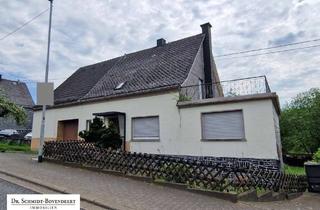 Einfamilienhaus kaufen in 56459 Langenhahn, Raumwunder - Einfamilienhaus mit Scheune, viel Nutzfläche und großem Gartengrundstück Nähe Montabaur