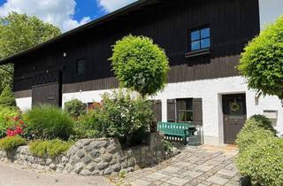 Bauernhaus kaufen in 83104 Tuntenhausen, Historisches Bauernhaus: Wohnen und Arbeiten in idyllischer Umgebung, top modernisiert