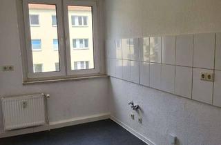 Wohnung mieten in Straße Der Einheit 10, 39624 Kalbe, Hübsche 3 -Raumwohnung mit Duschbad + Kautionsfrei