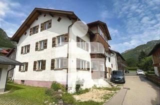 Haus kaufen in 87541 Bad Hindelang, Immobilie mit viel Platz in schöner Lage