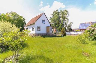 Einfamilienhaus kaufen in 30627 Misburg-Nord, Ideal für Familien: Solides Einfamilienhaus mit riesigem Garten in Misburg-Nord