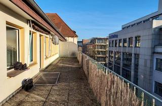 Wohnung mieten in Eisenbahnstraße, 66117 Saarbrücken, Neu renovierte 2 Zi. Whg. 64 m²! TOP-LAGE Alt-Saarbrücken! Große Dachterrasse 40 m²!