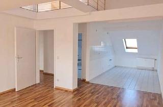 Wohnung kaufen in Zieschestr. 41, 09111 Zentrum, Zentrumsnahes Wohnen ... Schöne DG-Maisonette Wohnung mit Fahrstuhl!