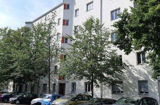 Anlageobjekt in Ernst-Fürstenberg-Straße 19, 10407 Prenzlauer Berg, Sanierte 3 Zimmer Altbauwohnung in gefragter Lage