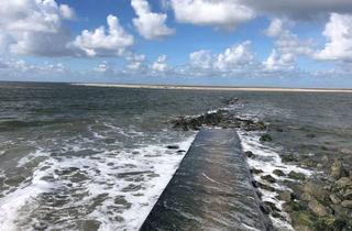 Anlageobjekt in 26757 Borkum, Gelegenheit: Wohnung mit Südbalkon - im Blick: Alter und Neuer Leuchtturm!