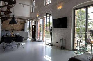 Loft kaufen in 14776 Dom, Dominsel: Exklusives Industrieloft mit privaten Bootssteg