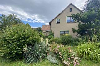 Haus kaufen in 06722 Weißenborn, Verkauf Selbstversorger Haus im Dornröschenschlaf mit traumhaft eingewachsenen Garten & Hühnerstall