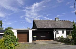 Einfamilienhaus kaufen in 95213 Münchberg, Großes Einfamilienhaus mit Garage in Toplage