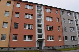 Wohnung kaufen in Neue Burgkemnitzer Str. 58, 06774 Friedersdorf, Vermietete gut renovierte 3 Zimmerwohnung mit Balkon
