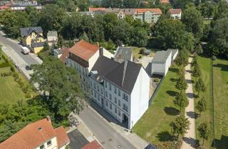 Anlageobjekt in 03172 Guben, Mehrfamilienhaus mit Garagen im Stadtkern der Stadt Guben