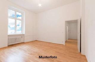 Wohnung kaufen in Blücherstraße xxxx, 46535 Dinslaken, 3-Zimmer-Wohnung, Terrasse, Garage + provisionsfrei +