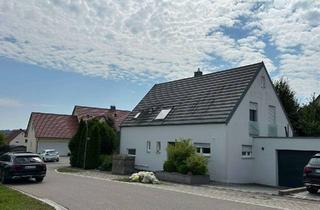 Haus kaufen in Bühlweg 20, 86450 Altenmünster, Junges & ansprechendes Haus I Garage I Garten I Photovoltaik