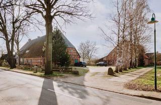 Anlageobjekt in 21379 Lüdersburg, Großzügiges Landhaus mit drei Wohneinheiten und Ausbaureserve