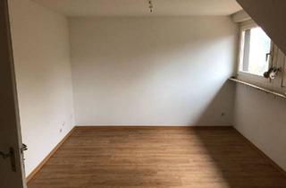 Wohnung kaufen in 73733 Esslingen, Esslingen am Neckar - 2-Zimmer Wohnung zu verkaufen