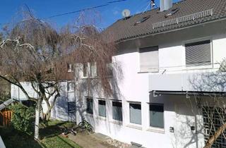 Wohnung mieten in Seitenstr. 36, 73734 Esslingen, Schöne 2,5 Zimmer Wohnung mit kleinem Garten