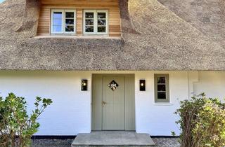 Haus kaufen in 25980 Sylt, Besonderes Einzelhaus unter Reet mit Doppelgarage - Hochwertiger Luxus in Keitum auf Sylt