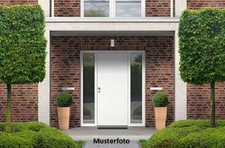 Doppelhaushälfte kaufen in Wilhelm-Reiff-Straße xxxx, 75397 Simmozheim, Ohne Provision! Einfamilien-Doppelhaushälfte mit Doppelgarage