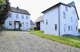 Haus kaufen in 55758 Sonnschied, -RESERVIERT- Immobilienpaket - 2 freistehende Wohnhäuser mit riesiger Scheune in idyllischer Lage