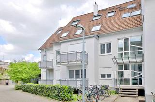 Wohnung kaufen in 76135 Karlsruhe, Zentrale 2-Zimmerwohnung mit Balkon in KA-Beiertheim
