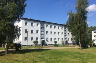 Wohnung mieten in Nordring 12, 18182 Blankenhagen, Große 3 Zimmer Wohnung mit Tageslichtbad und Blick ins Grüne