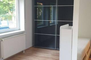 Wohnung mieten in Hannsdorfer Straße 21, 12621 Kaulsdorf, Teilmöbliert - EBK - Balkon - in idyllischer Ruhe - im GRÜNEN