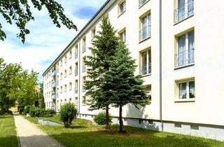 Wohnung mieten in Otto-Damerau-Straße 14, 02977 Hoyerswerda, Große 3-Raumwohnung mit Balkon im WK 1